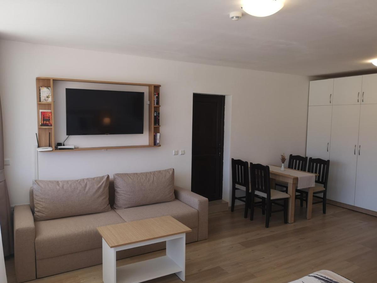 South Beach Apartment เนเซบาร์ ภายนอก รูปภาพ